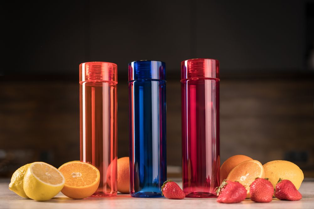 Бутылка для воды Aroundy, прозрачная с красной крышкой / Миниатюра WWW (1000)