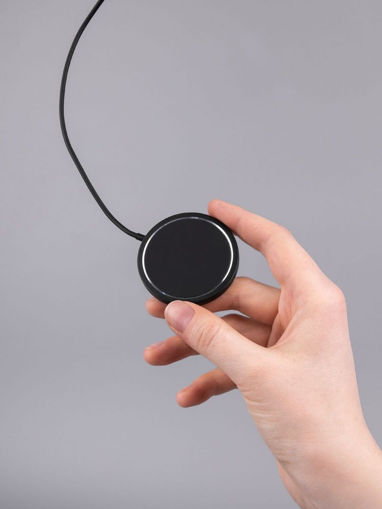 Беспроводное зарядное устройство с магнитами Magmate, черное / Миниатюра WWW (1000)