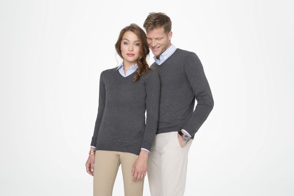 Пуловер женский Glory Women, черный / Миниатюра WWW (1000)