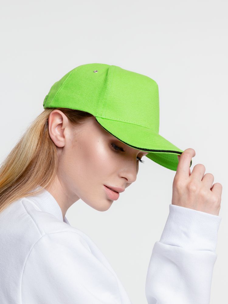 Бейсболка Classic, зеленое яблоко с черным кантом / Миниатюра WWW (1000)