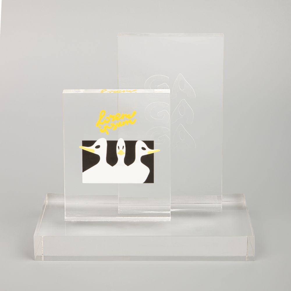 Стела Doublet / Миниатюра WWW (1000)