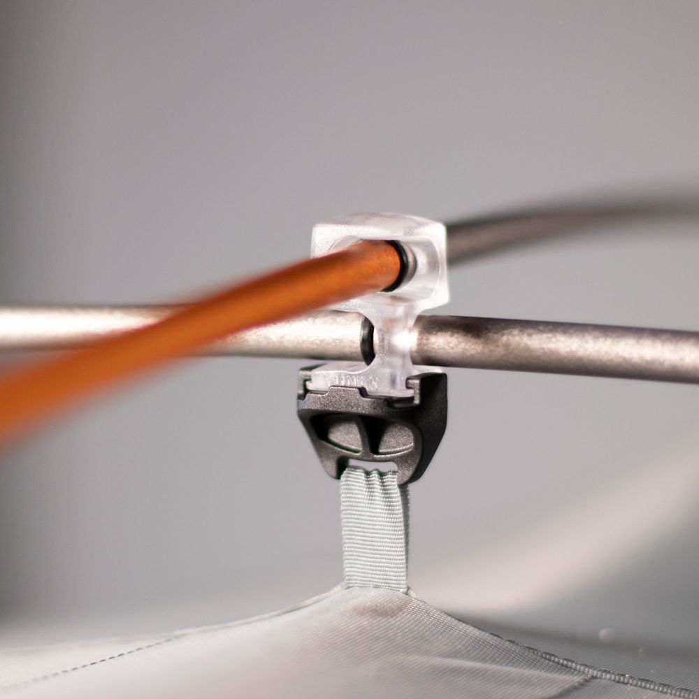 Палатка трекинговая Maxfield 4, серая с оранжевым / Миниатюра WWW (1000)