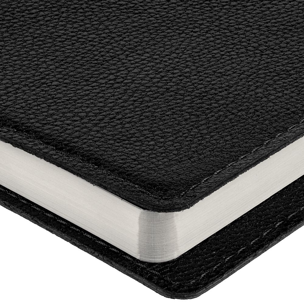 Ежедневник в суперобложке Brave Book, недатированный, черный / Миниатюра WWW (1000)