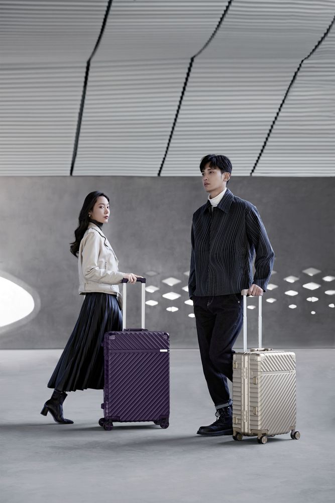 Чемодан Aluminum Frame PC Luggage V1, фиолетовый / Миниатюра WWW (1000)