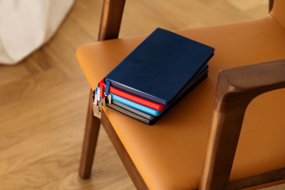 Ежедневник Shall Light, недатированный, синий / Миниатюра WWW (1000)