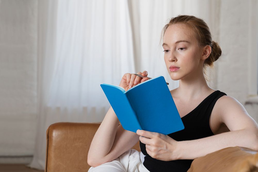 Ежедневник Shall Light, недатированный, синий / Миниатюра WWW (1000)