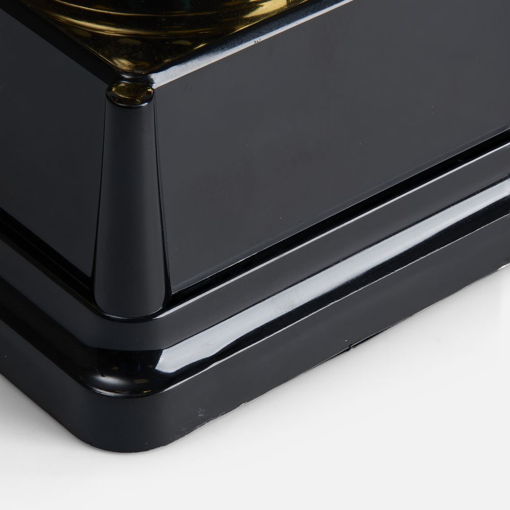 Кубок Top Star, золотистый / Миниатюра WWW (1000)