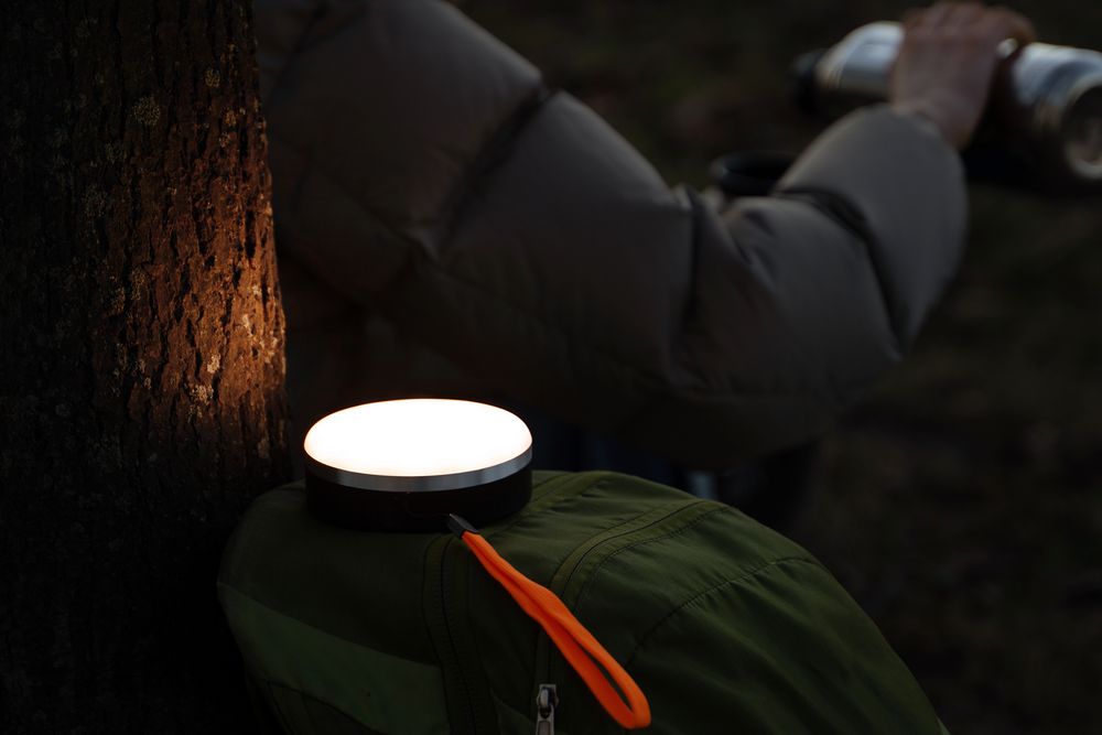 Фонарь с функцией аккумулятора Obero, белый с черным / Миниатюра WWW (1000)