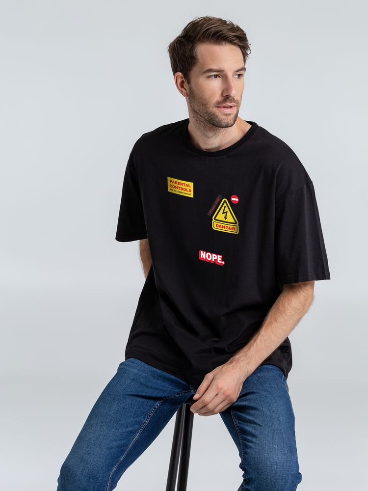 Футболка оверсайз с термонаклейками Cautions, черная / Миниатюра WWW (1000)