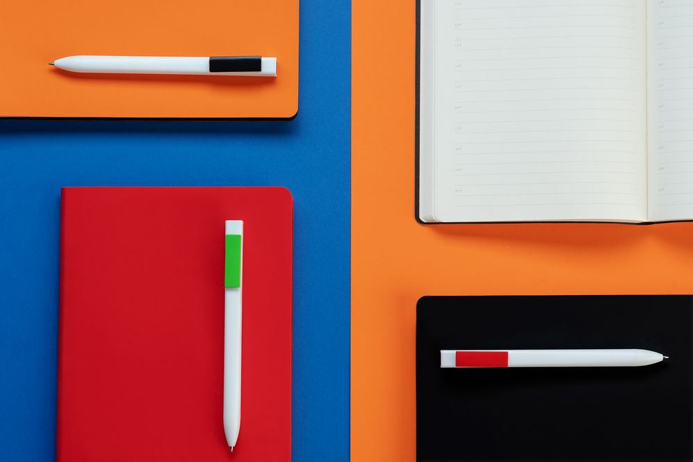 Ручка шариковая Swiper SQ, белая с черным / Миниатюра WWW (1000)