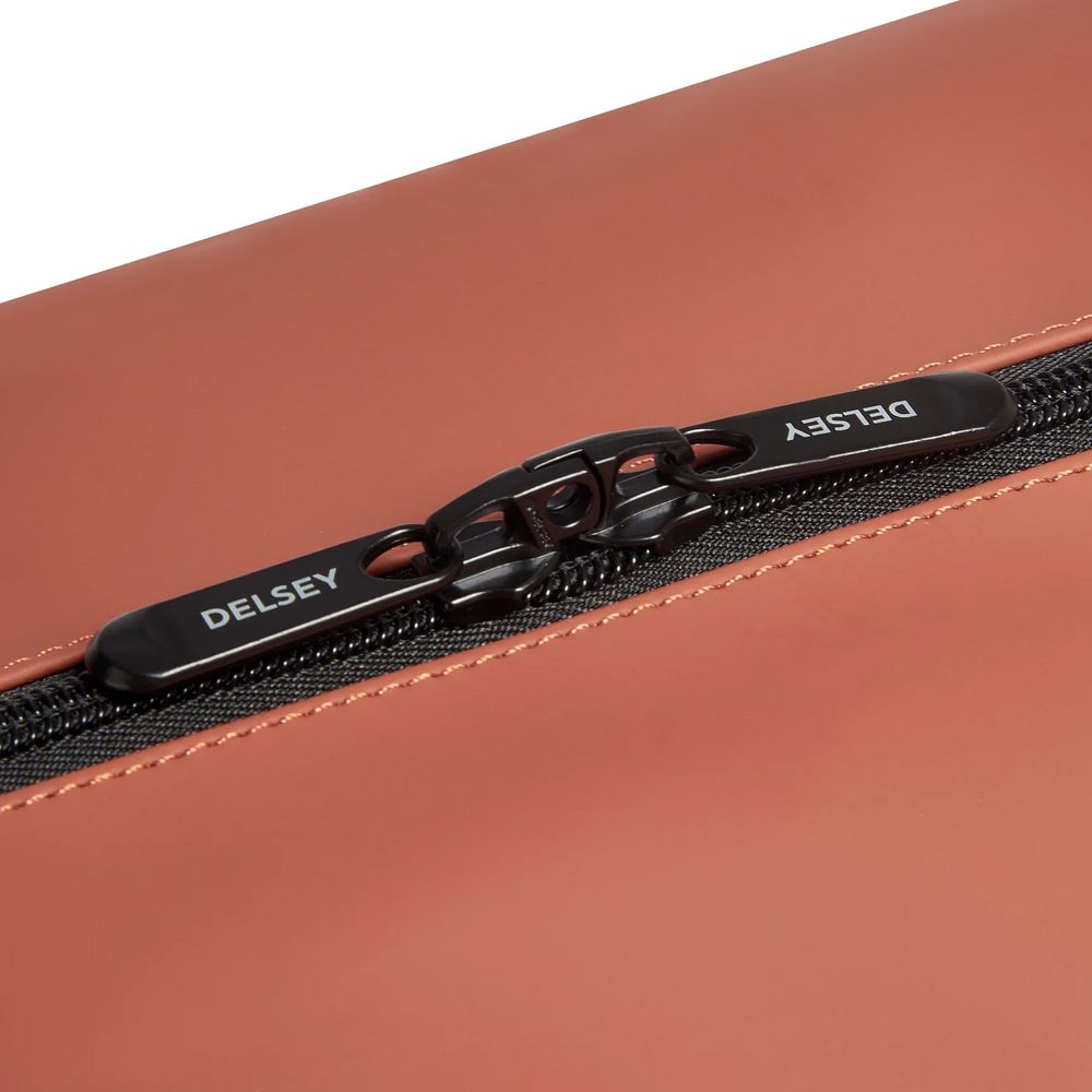 Сумка дорожная Turenne S, красно-коричневая / Миниатюра WWW (1000)