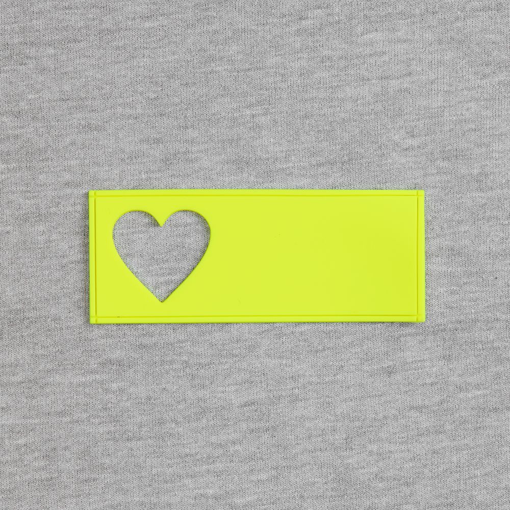 Лейбл из ПВХ с вырезом «Сердце», желтый неон / Миниатюра WWW (1000)