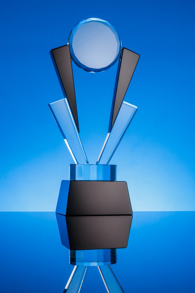 Стела Suprematik, уценка / Миниатюра WWW (1000)