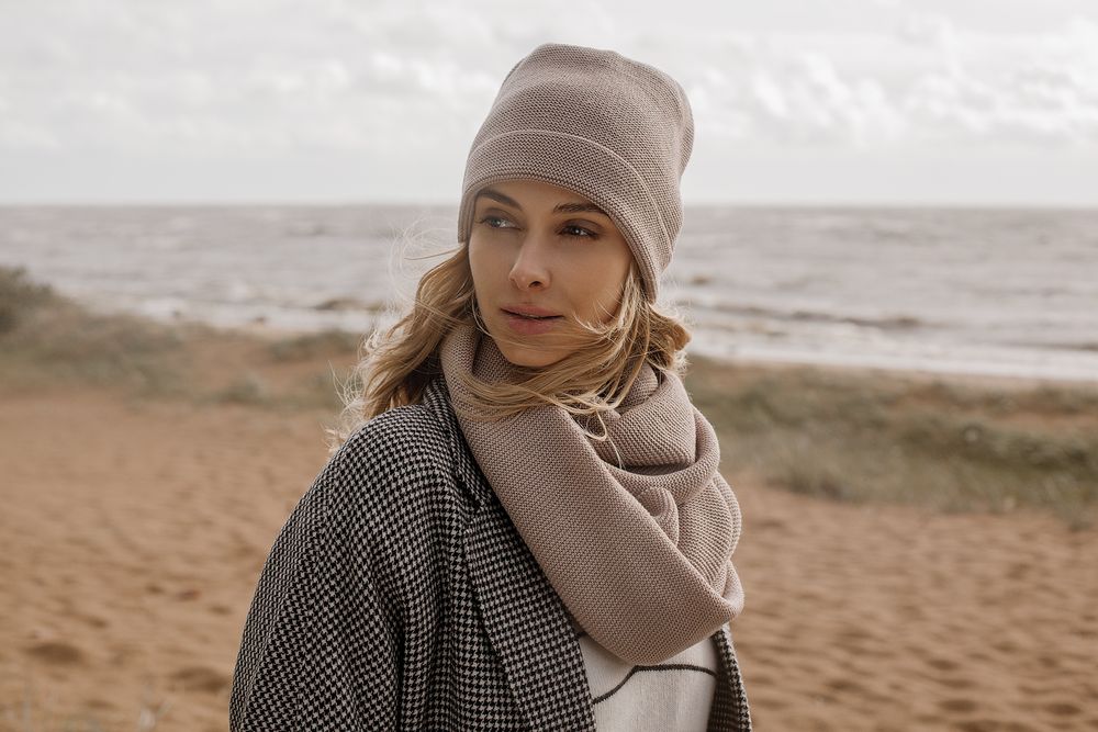 Шапка Windy Rose, молочно-белая / Миниатюра WWW (1000)