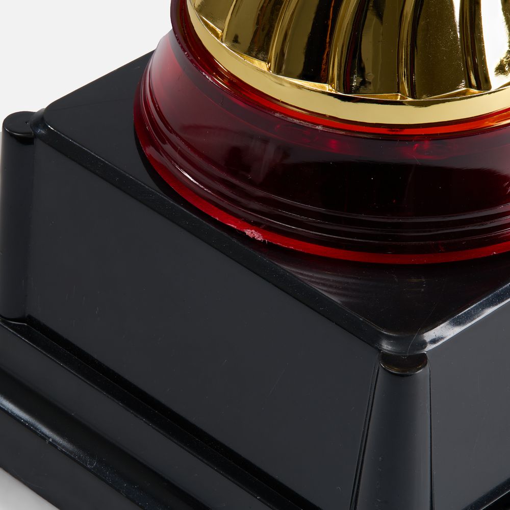 Кубок Awardee, малый, красный / Миниатюра WWW (1000)