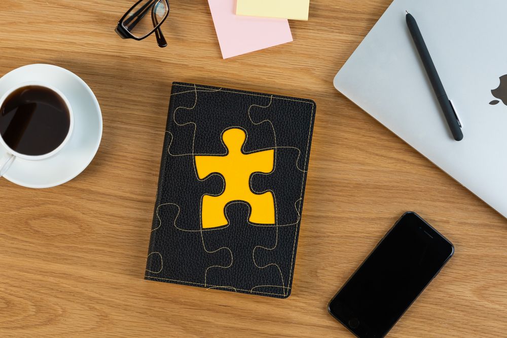 Ежедневник «Управление персоналом», недатированный, черно-желтый / Миниатюра WWW (1000)