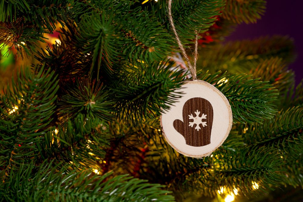 Подвеска Logger, малая, с варежкой / Миниатюра WWW (1000)