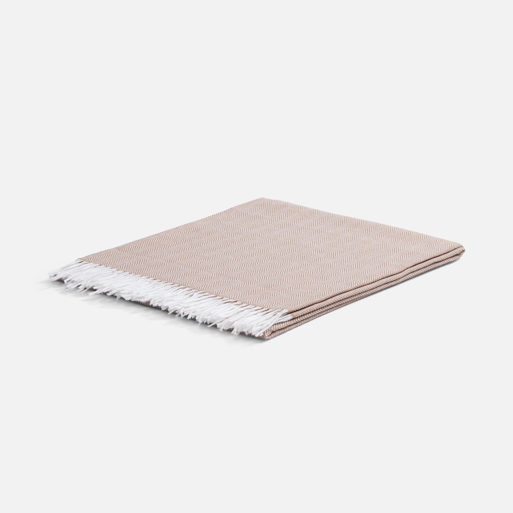 Плед «Гирвас», бежевый / Миниатюра WWW (1000)