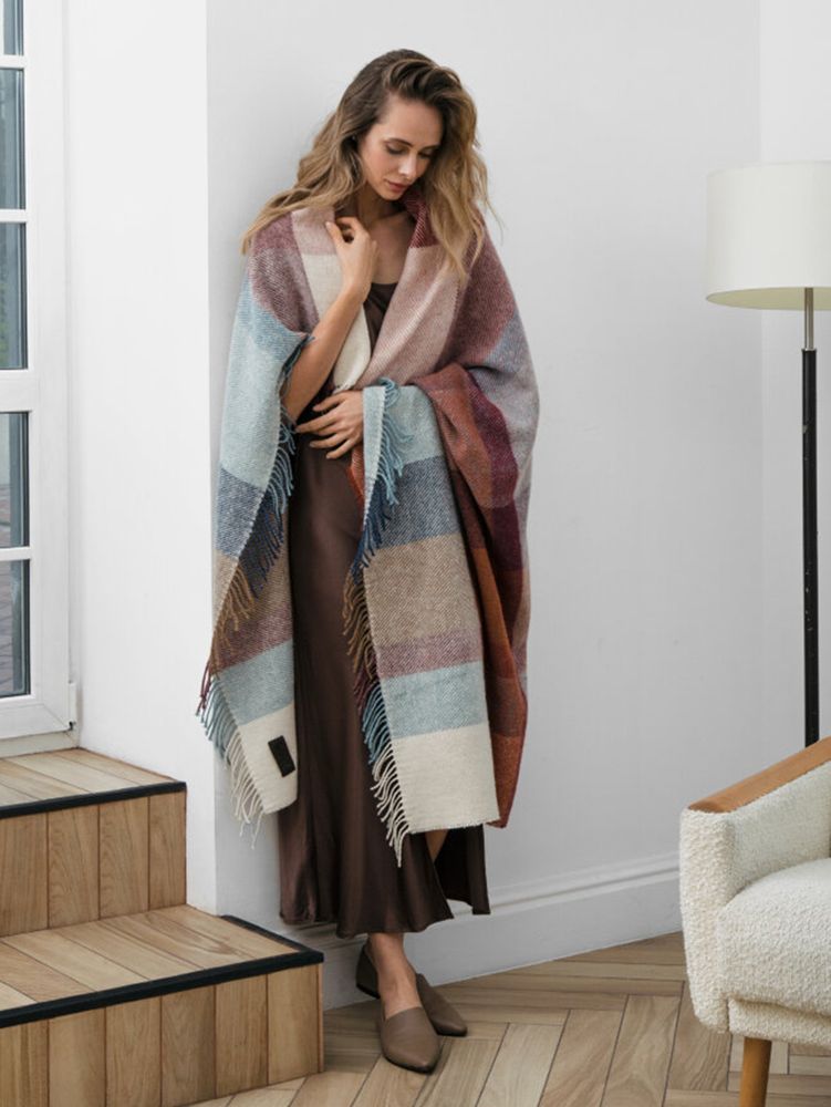 Плед Arequipa, голубой c красным / Миниатюра модельного (1000)