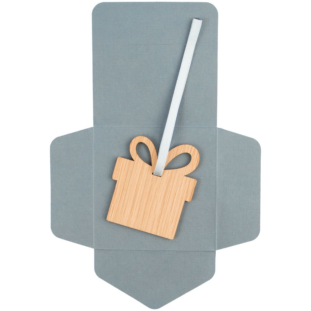 Деревянная подвеска Carving Oak, в форме подарка / Миниатюра WWW (1000)