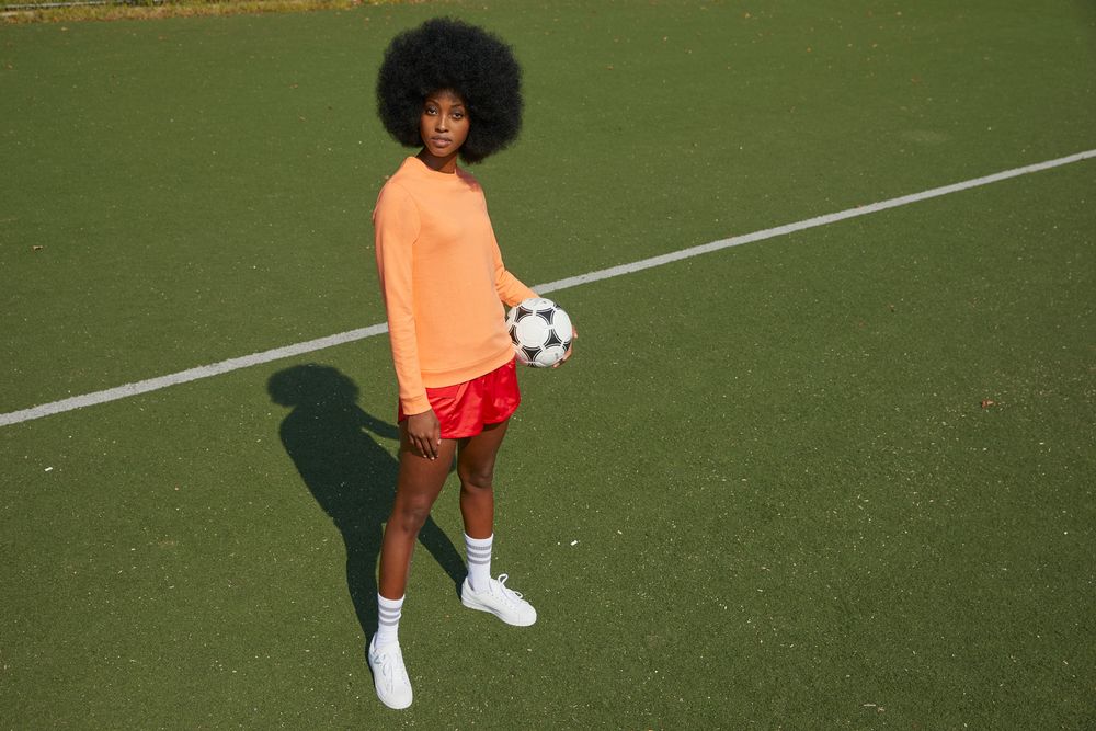 Свитшот женский Set In, черный / Миниатюра WWW (1000)