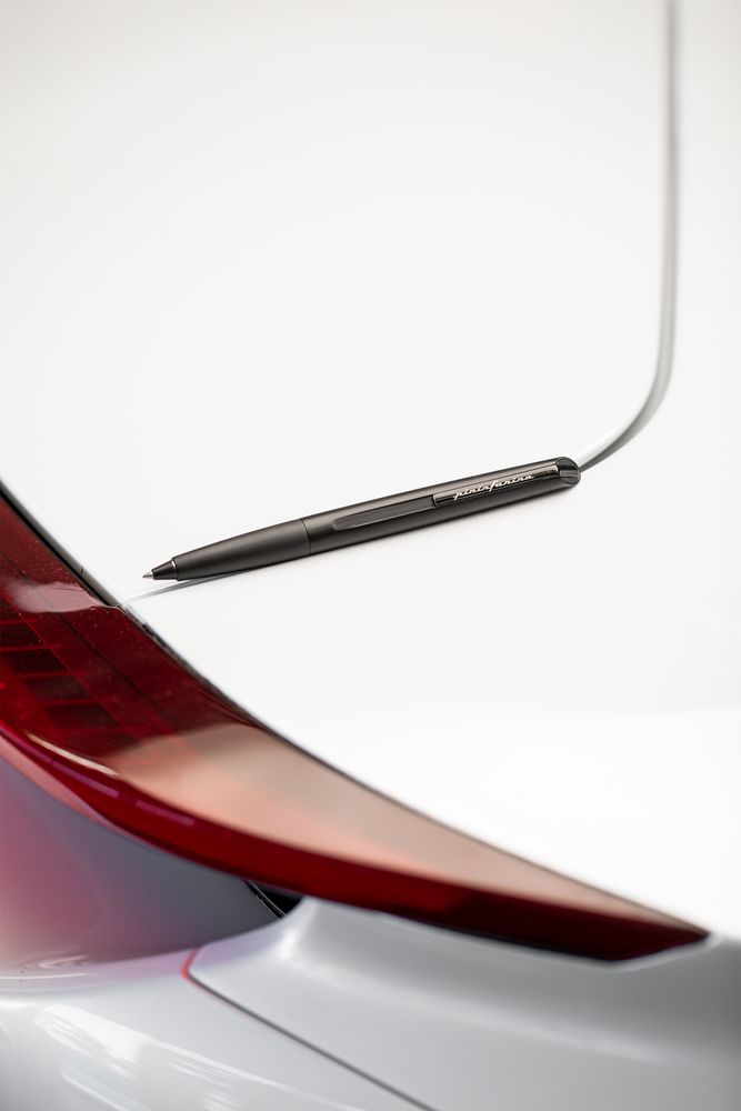 Ручка шариковая PF Two, черная / Миниатюра WWW (1000)