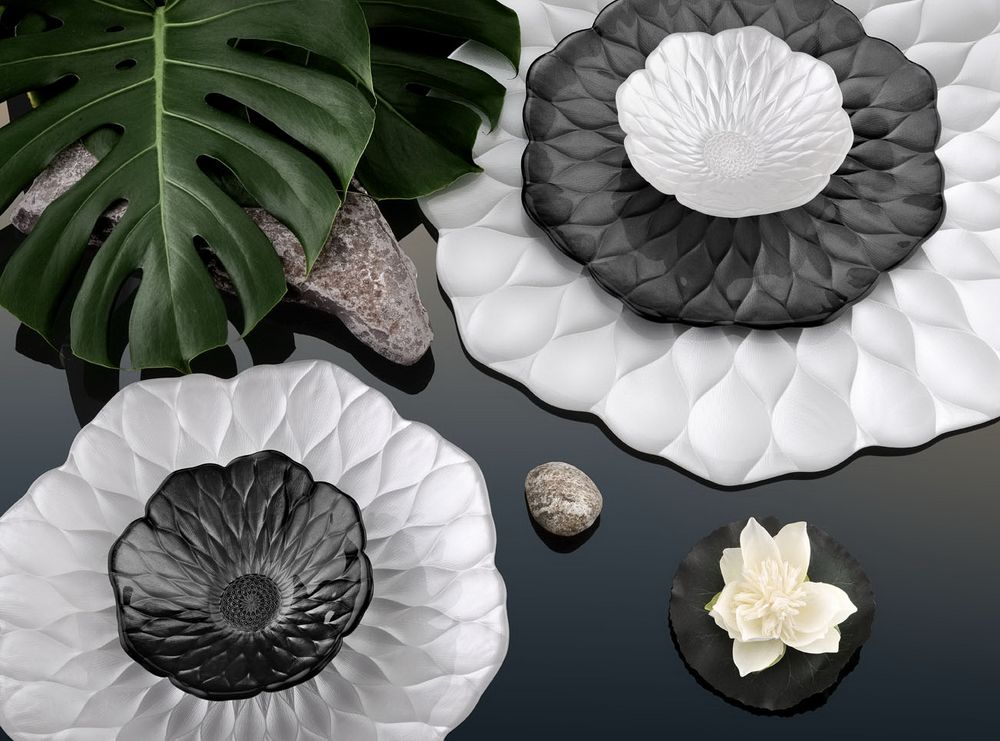 Блюдо-поднос Black Lotus, черное / Миниатюра WWW (1000)